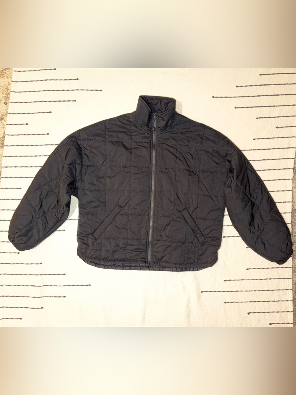 Aritzia TNA Venture Jacket